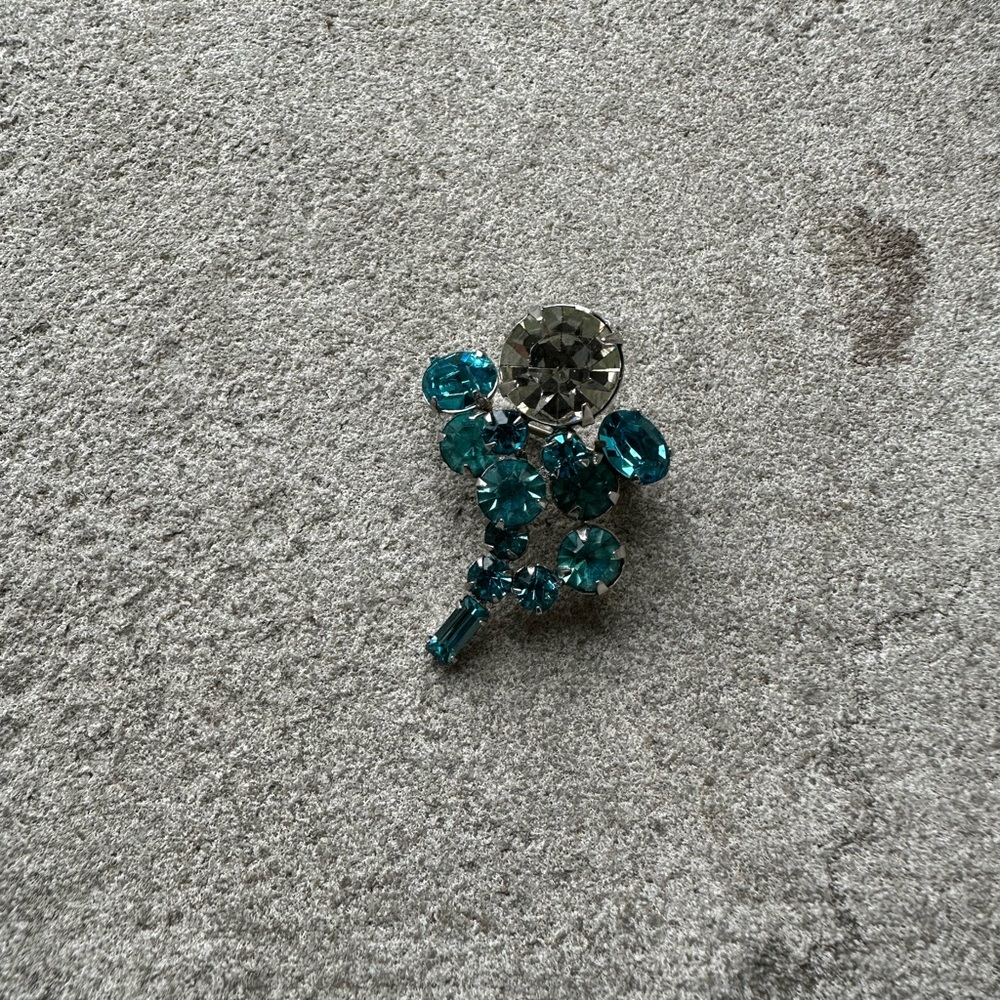 Vintage Rhinestone Brooch